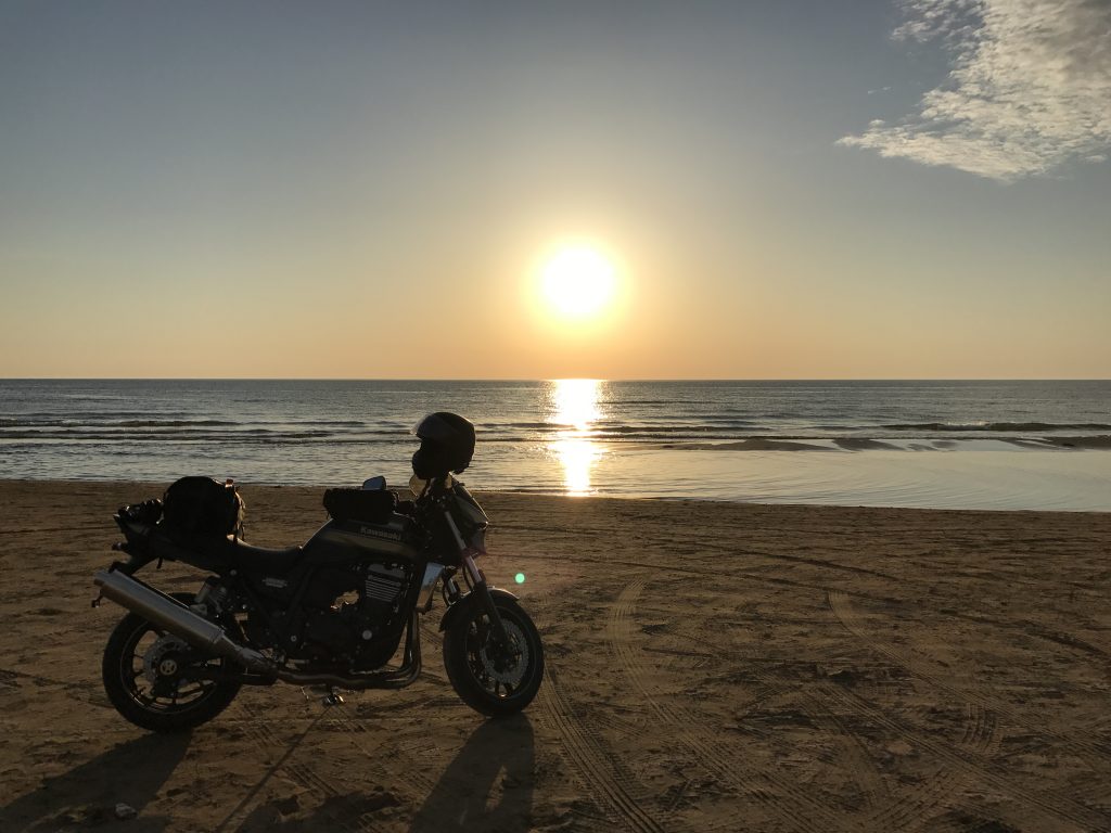 千里浜なぎさドライブウェイの夕日の画像